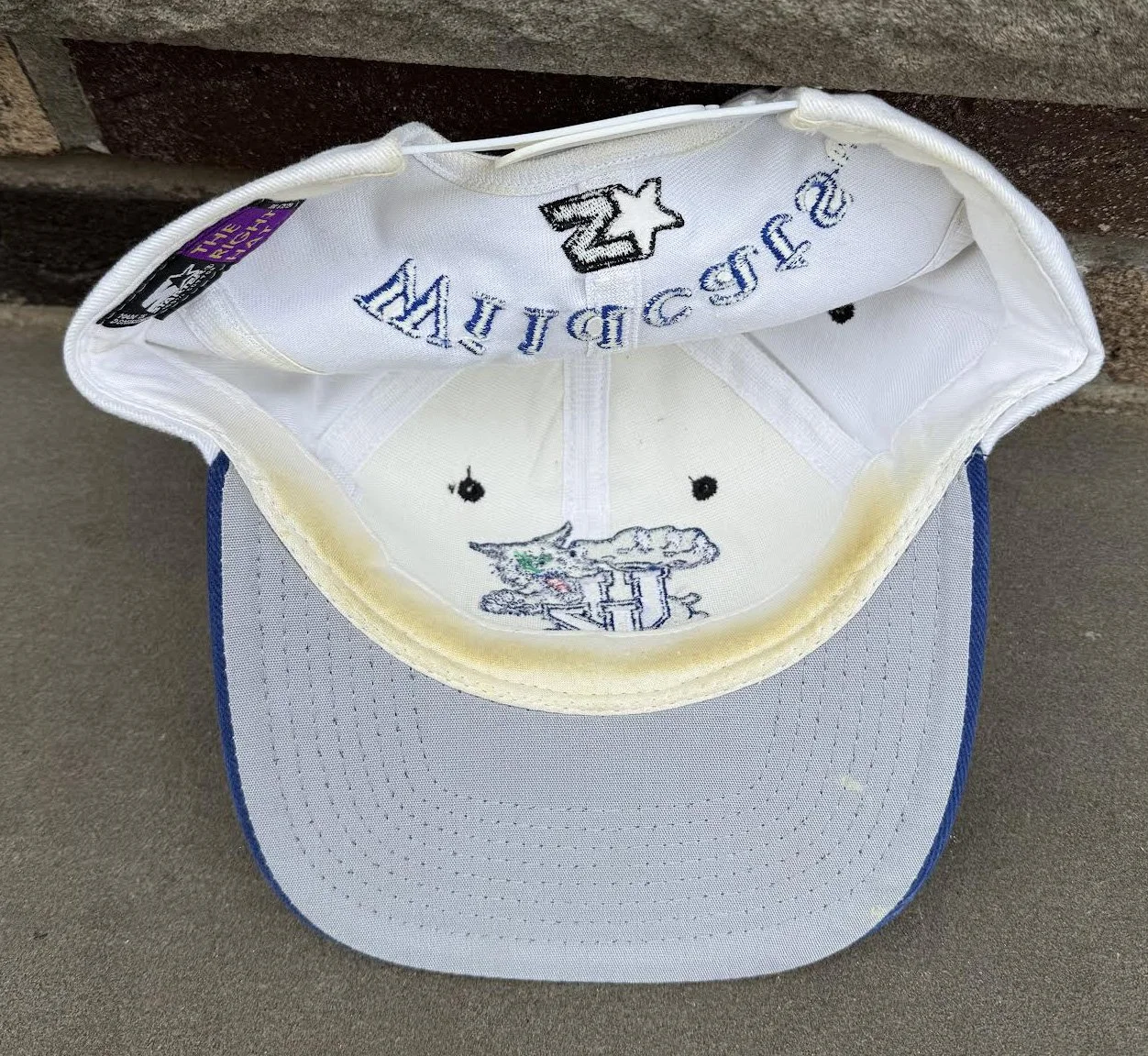 inside of Kentucky hat.jpg