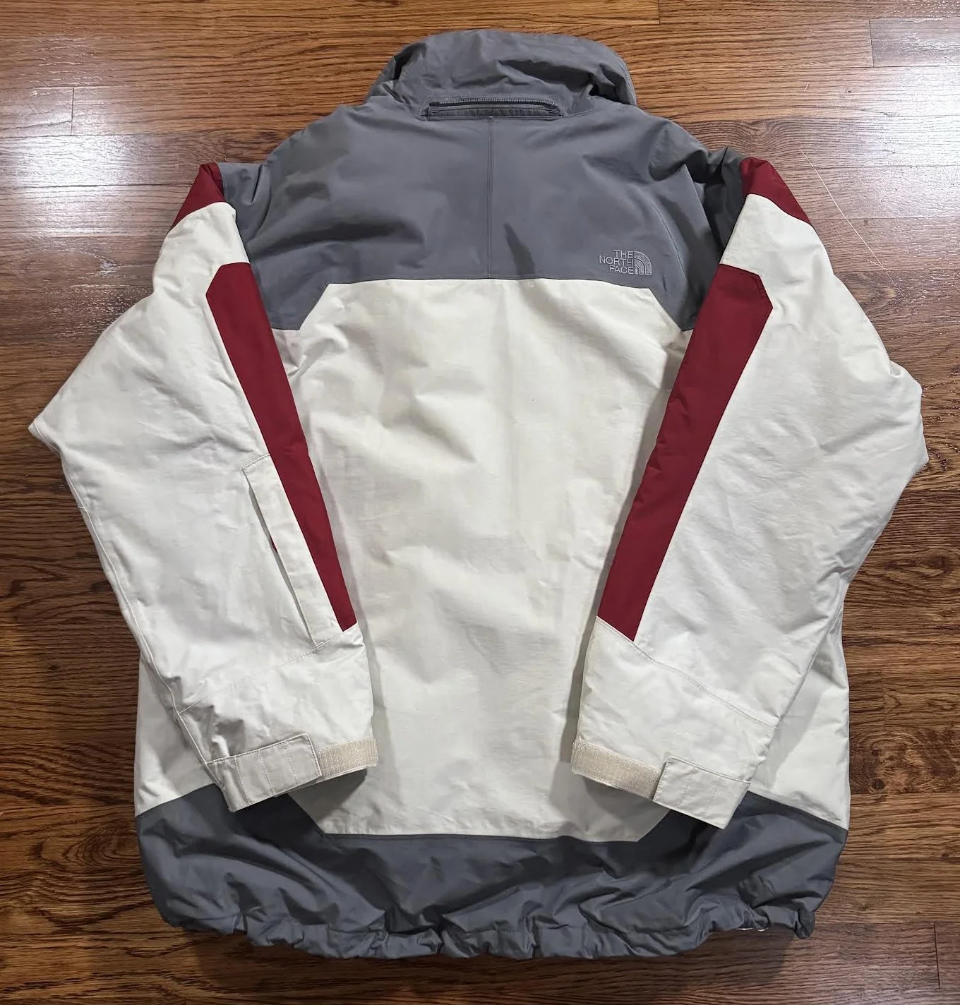 back of TNF jacket hyvent.jpg