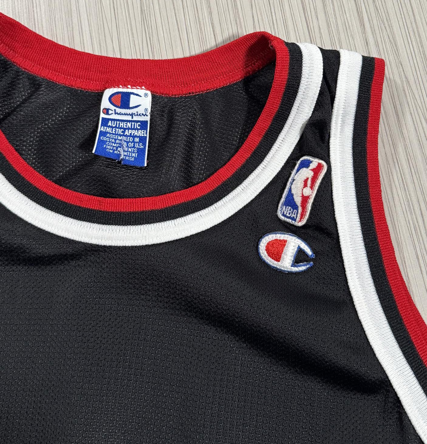 Champion 90s tag.jpg