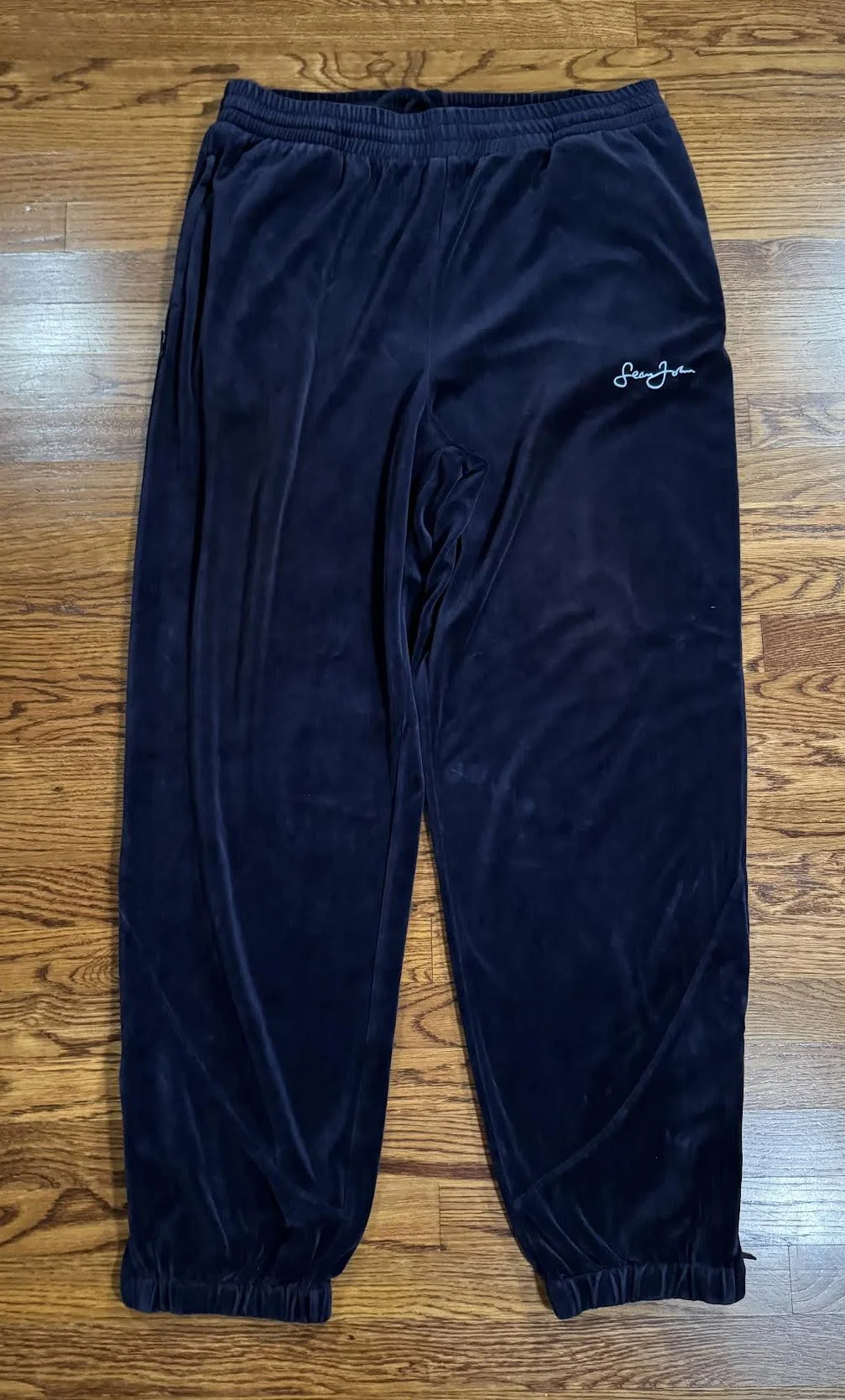 front of sean john shorts .jpg