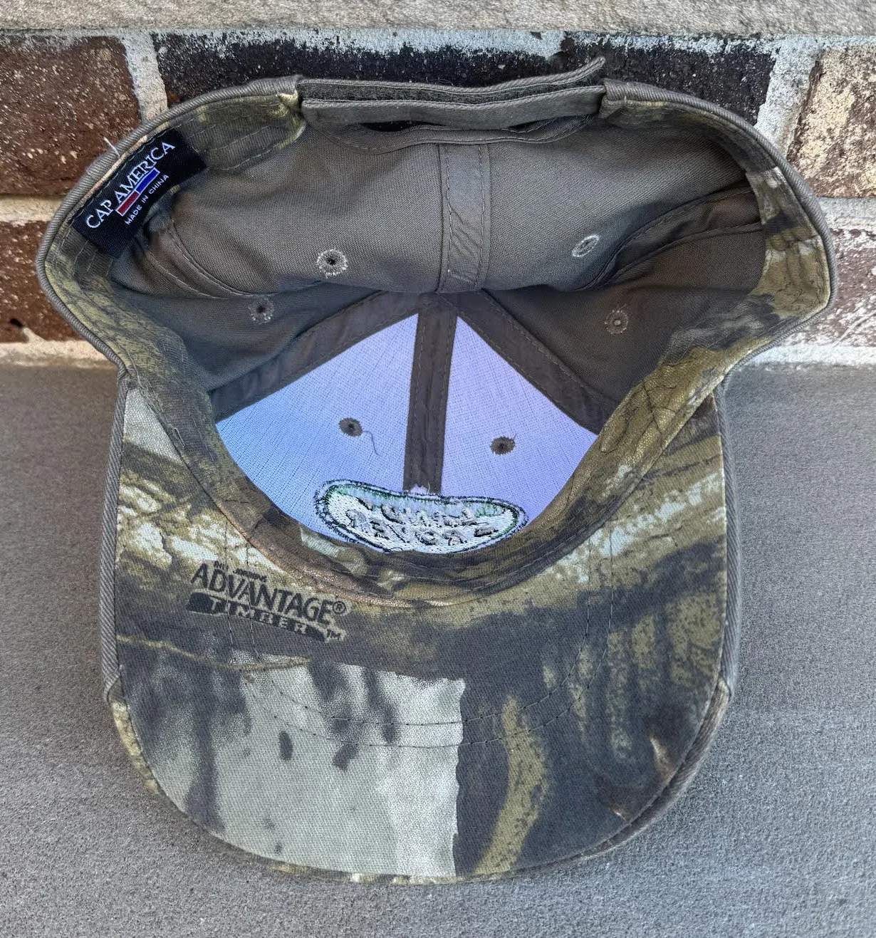 inside of columbia cap.jpg