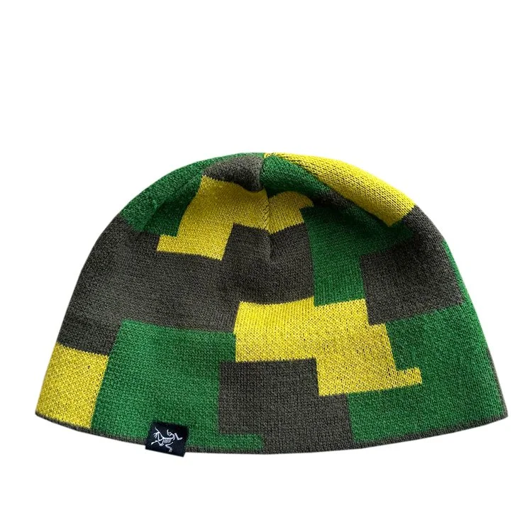 Arc'teryx patchwork beanie .jpg