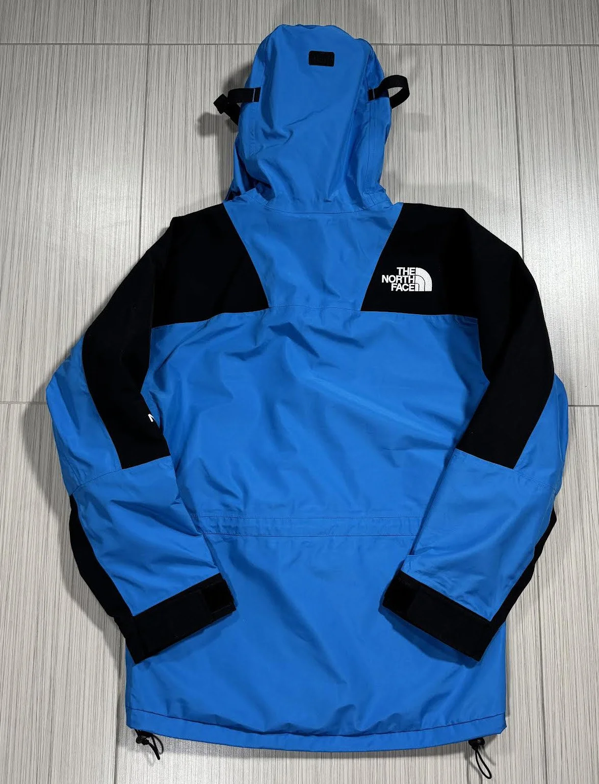 back of TNF Crystal Blue Mountian Light .jpg