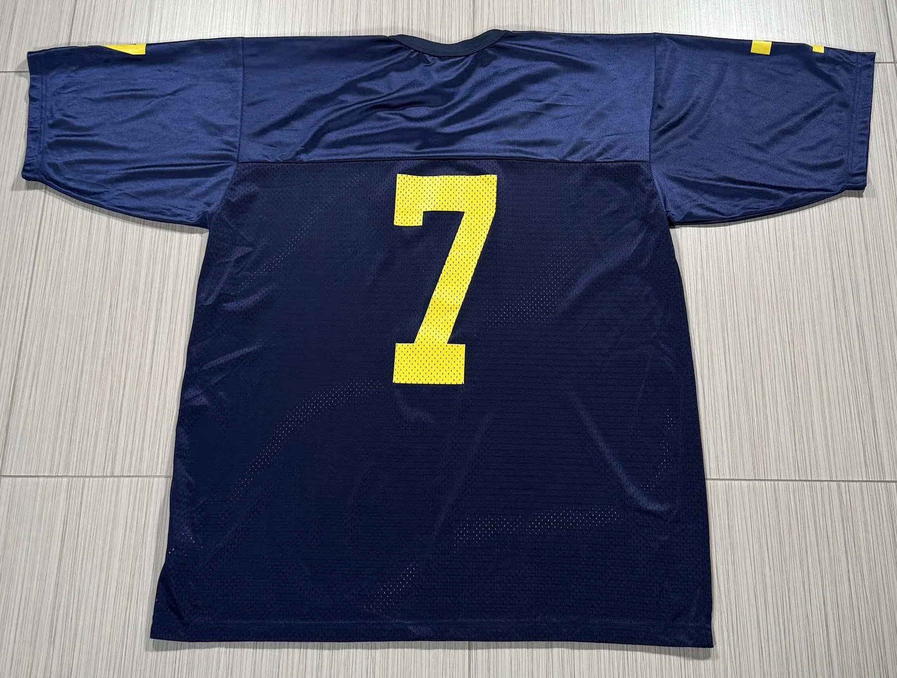 back of Drew Henson Michgan Football Jersey.jpg