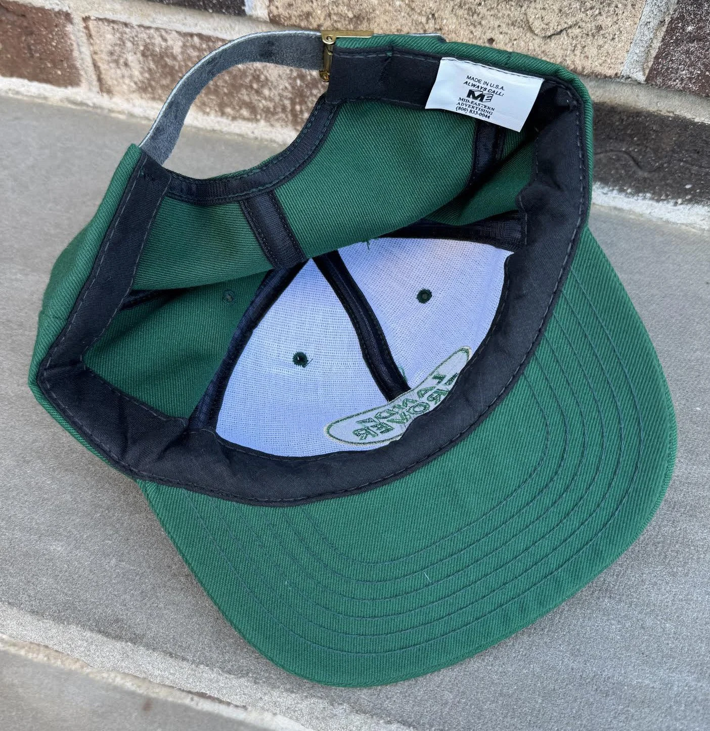 inside of Land Rover cap 2 .jpg