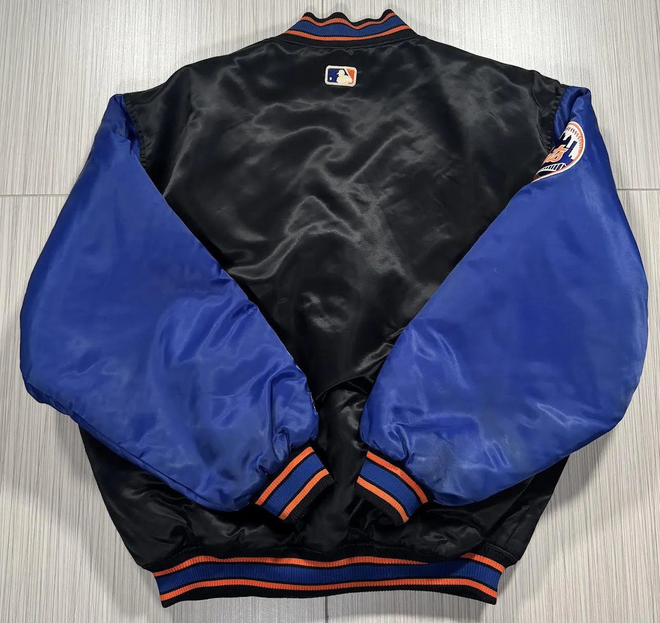back of Mets Satin Dugout Jacket.jpg