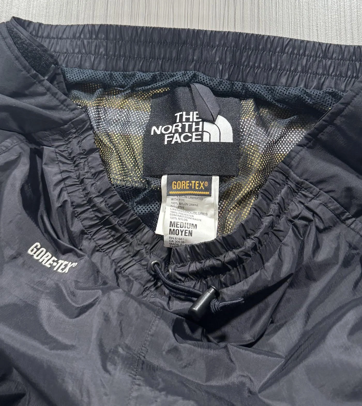 Gor-Tex Medium tag.jpg