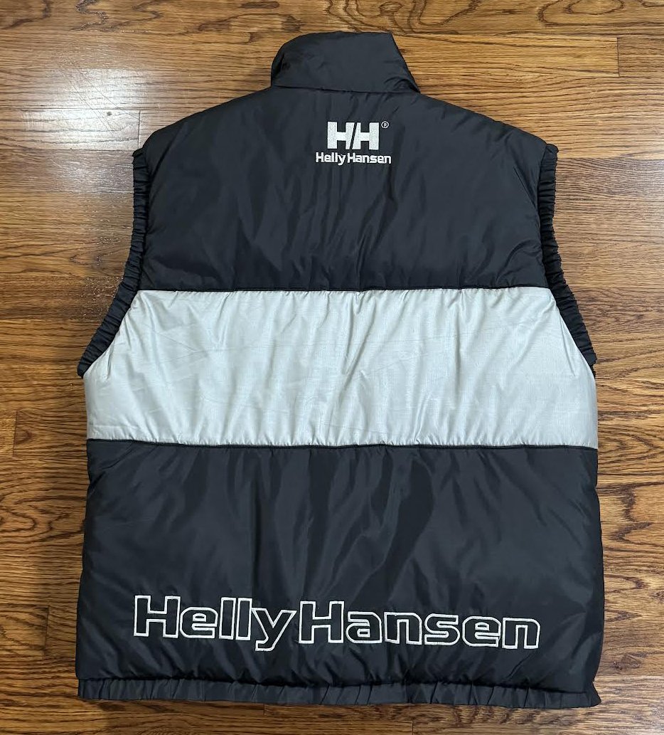 Back of Helly Hansen HH bubble vest .jpg