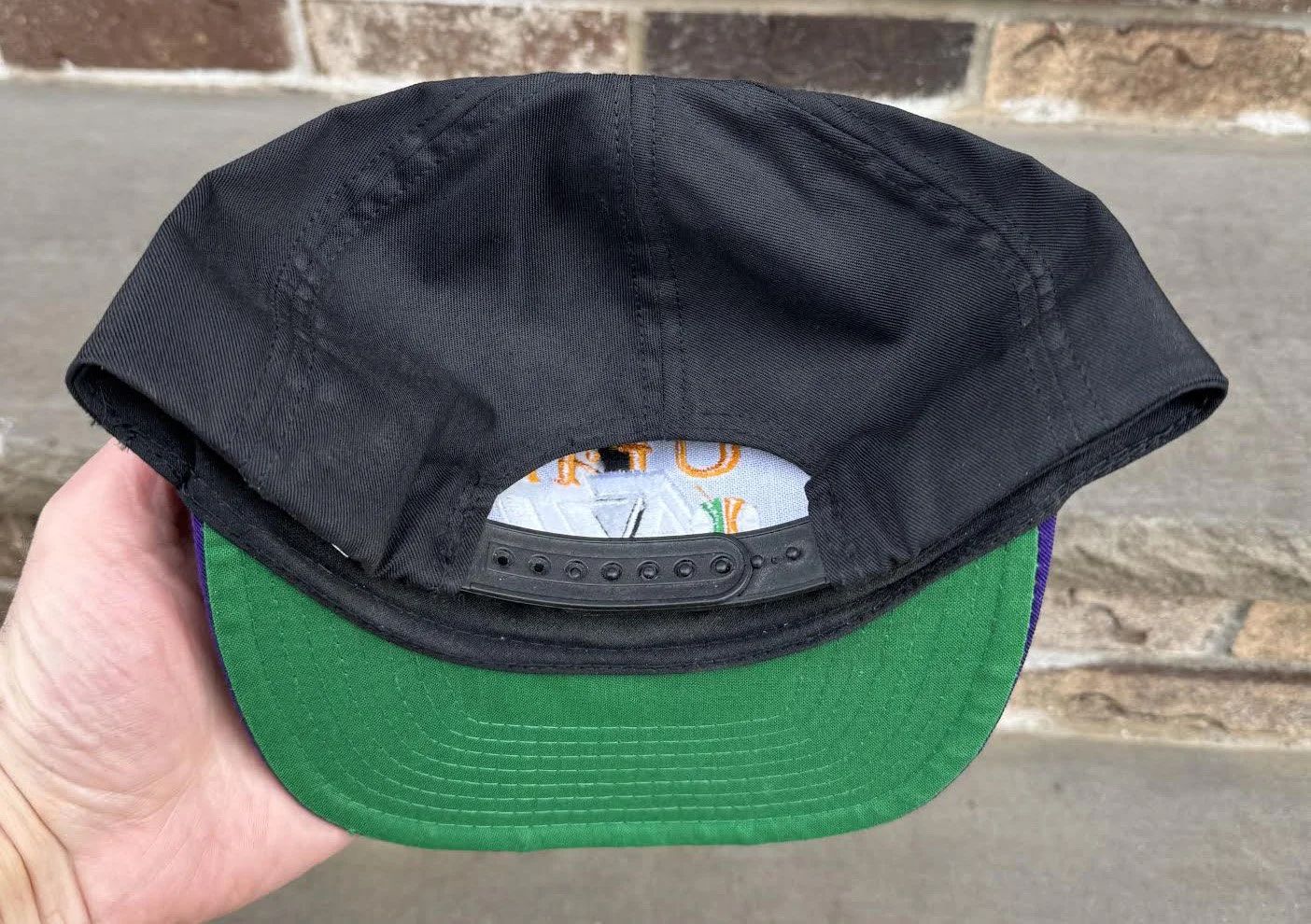 Inside of Utah Jazz Snapback .jpg