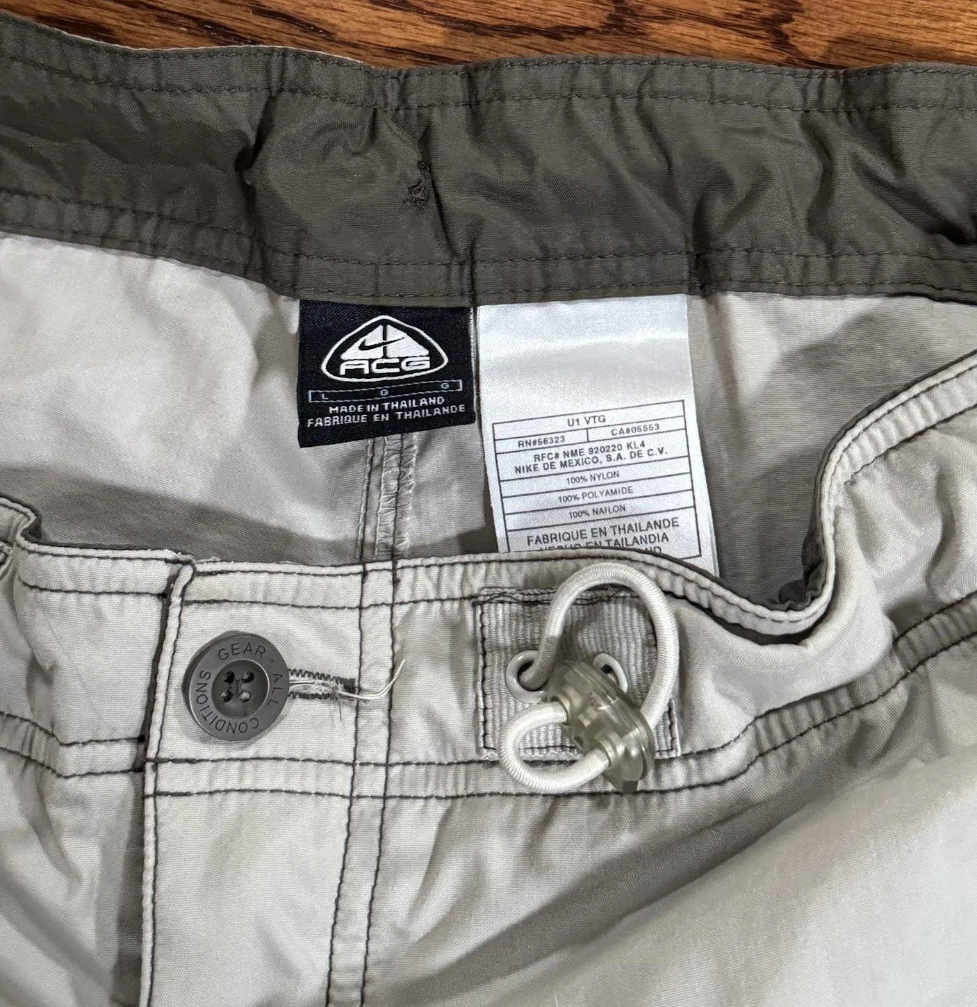 00s Nike ACG tag.jpg