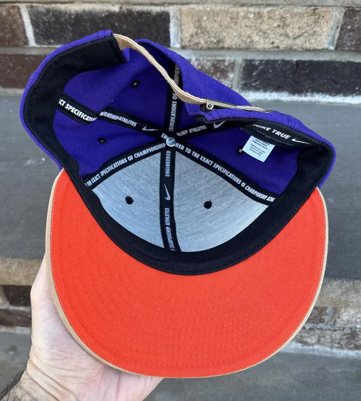 inside of Nike ACG cap.jpg