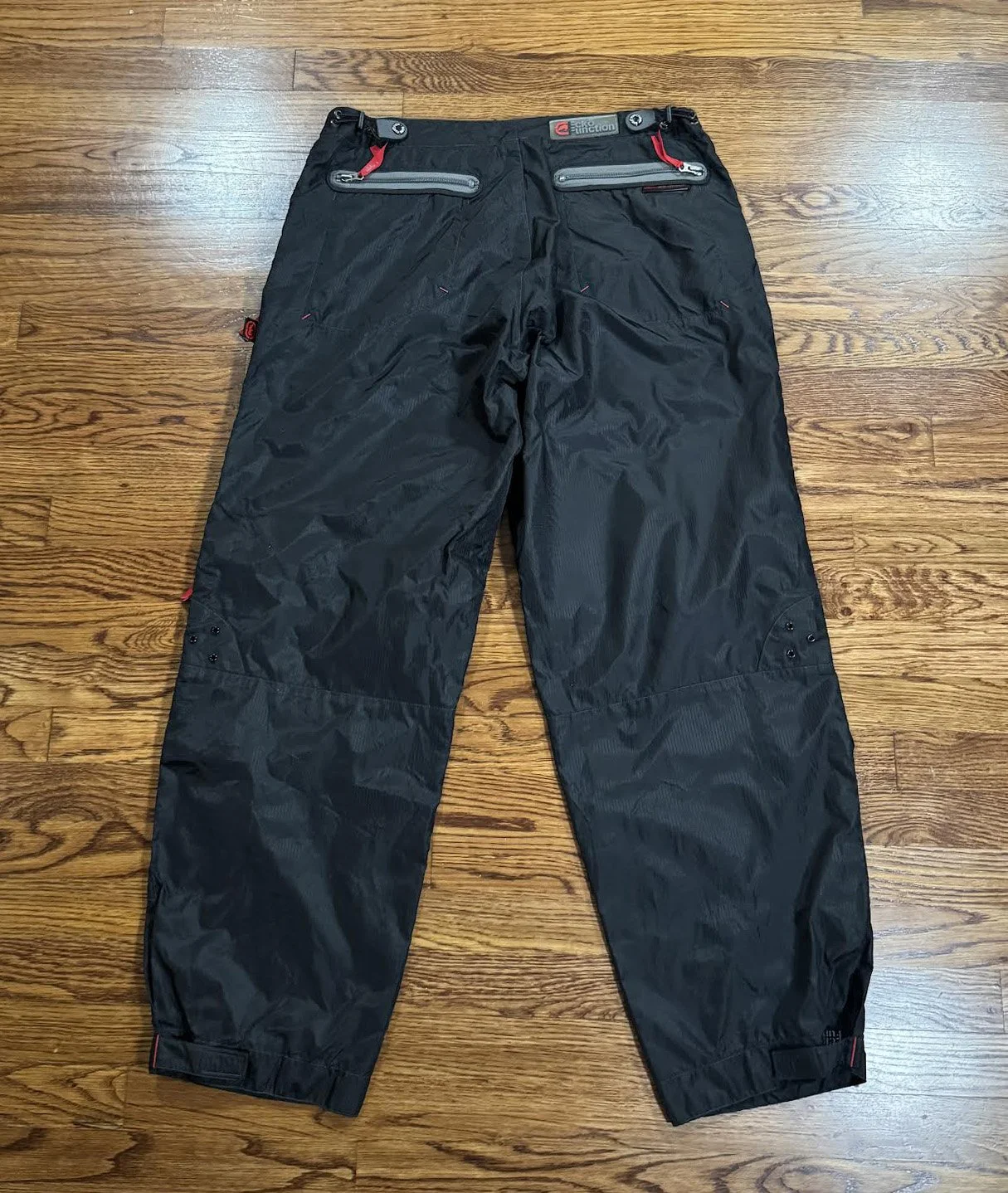back of Ecko Unltd Pants .jpg