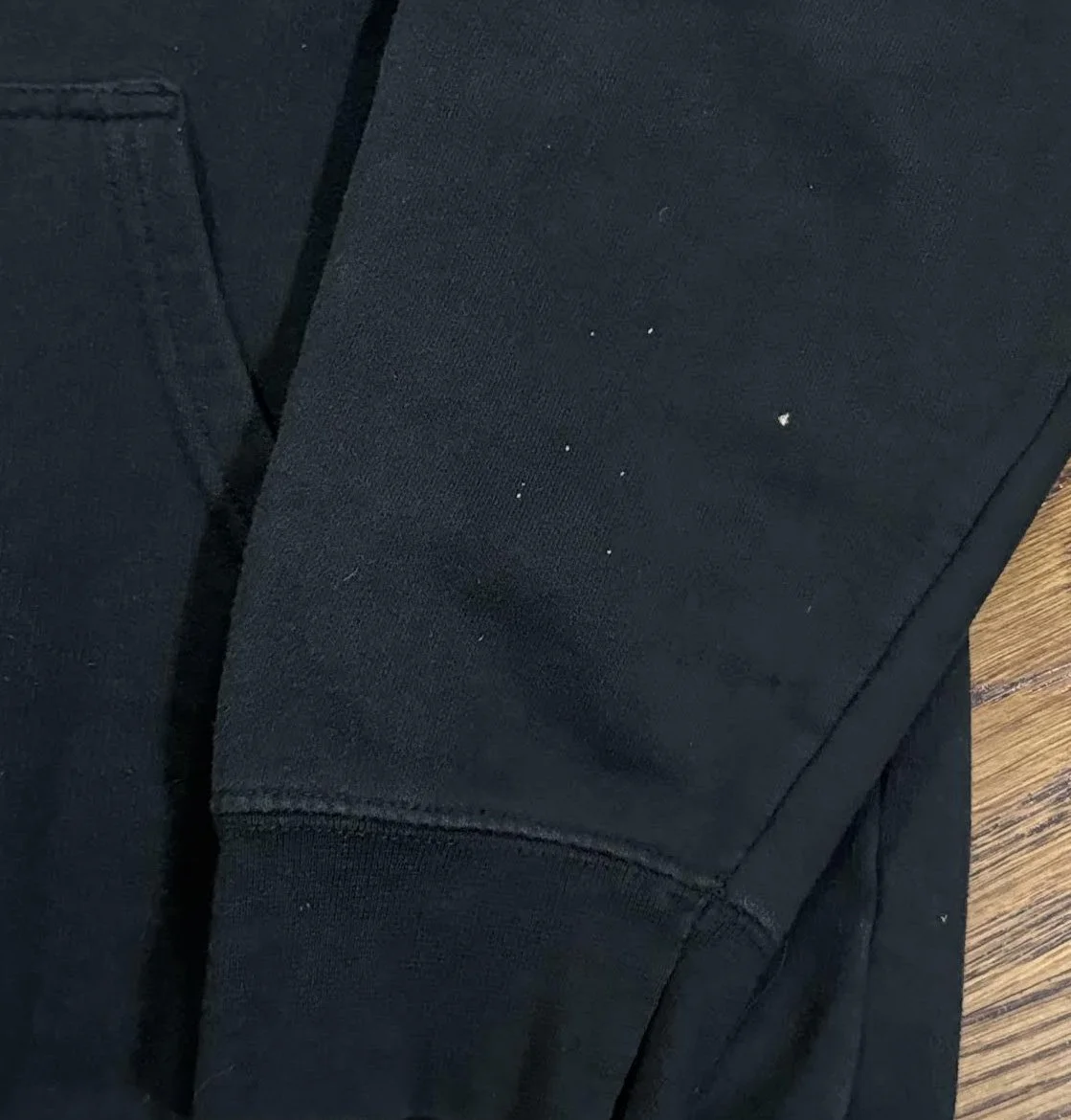 spots on sleeve .jpg