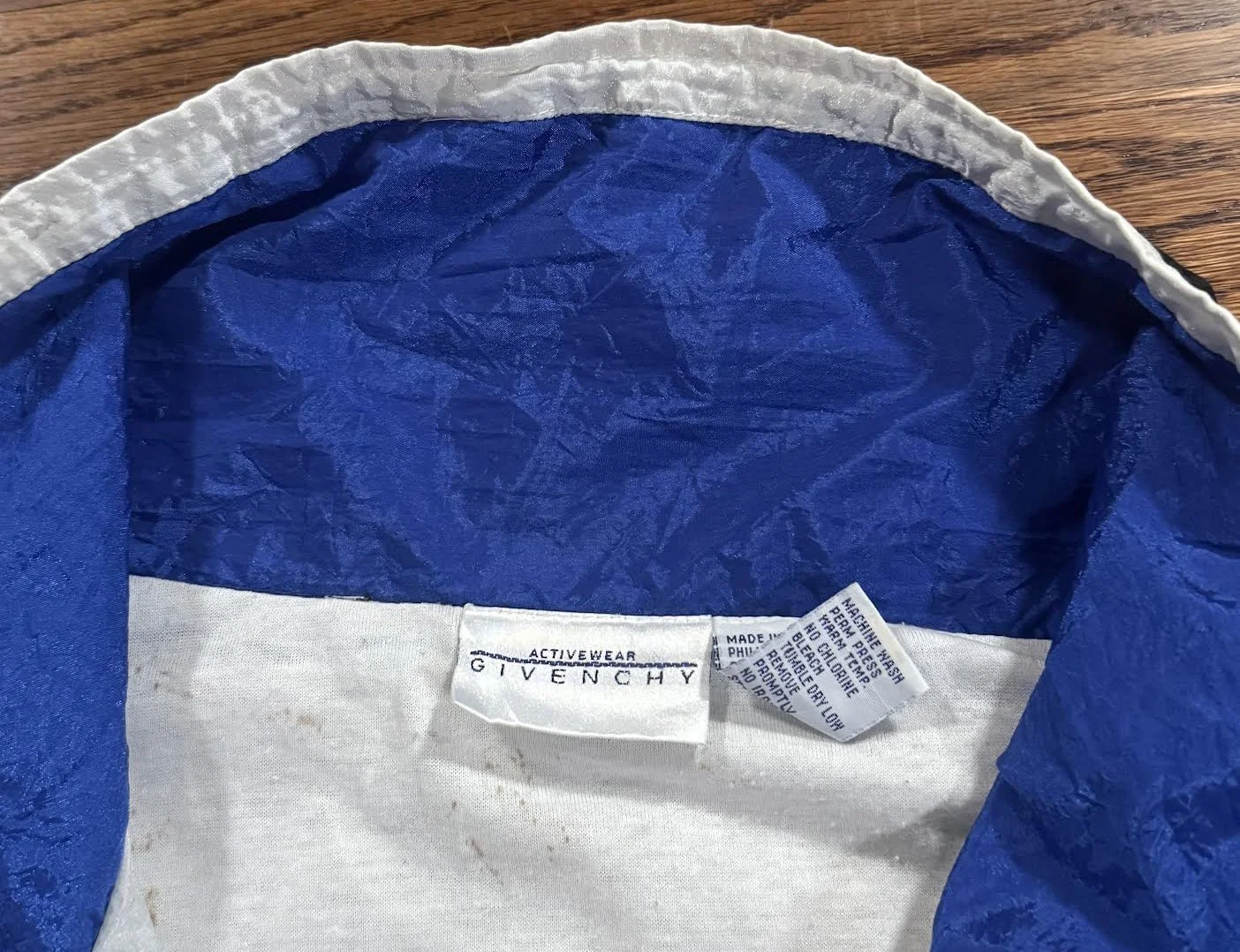 90s Givenchy tag .jpg