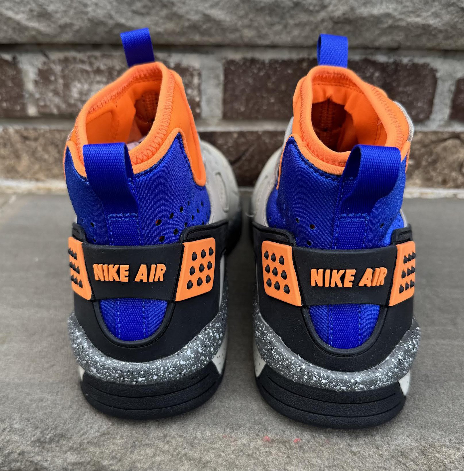 back of Mowabb.jpg