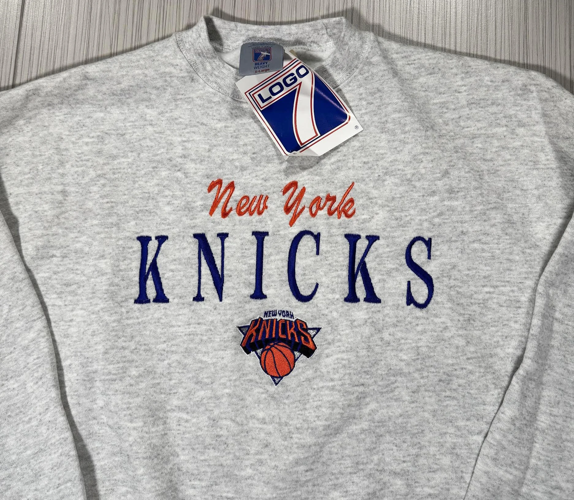 Knicks Embroidred logo.jpg