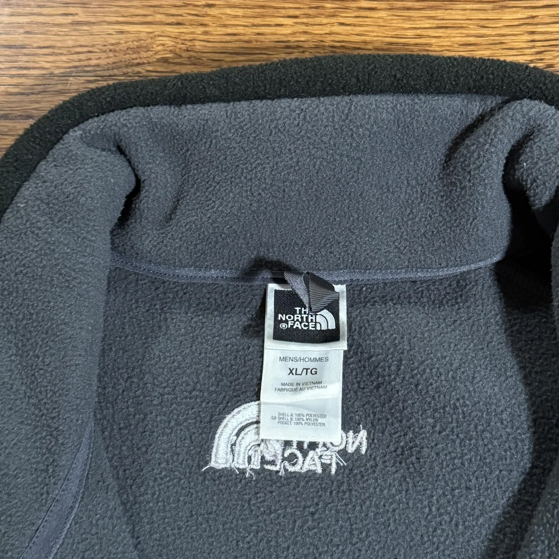 00s Tnf black tag.jpg