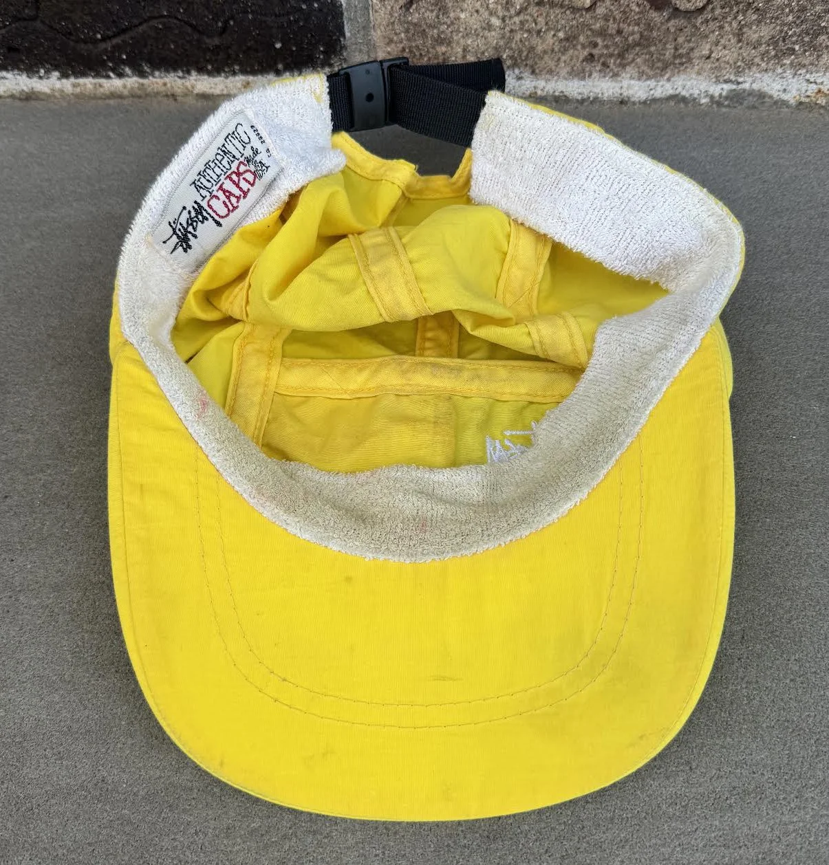 insdie of Stussy yellow nylon hat.jpg