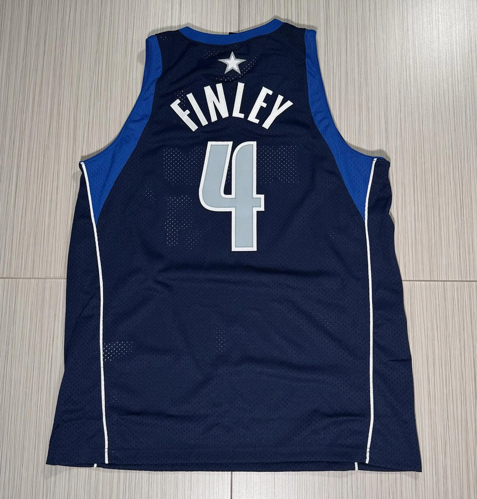 Back of Nike Swingman Jersey .jpg