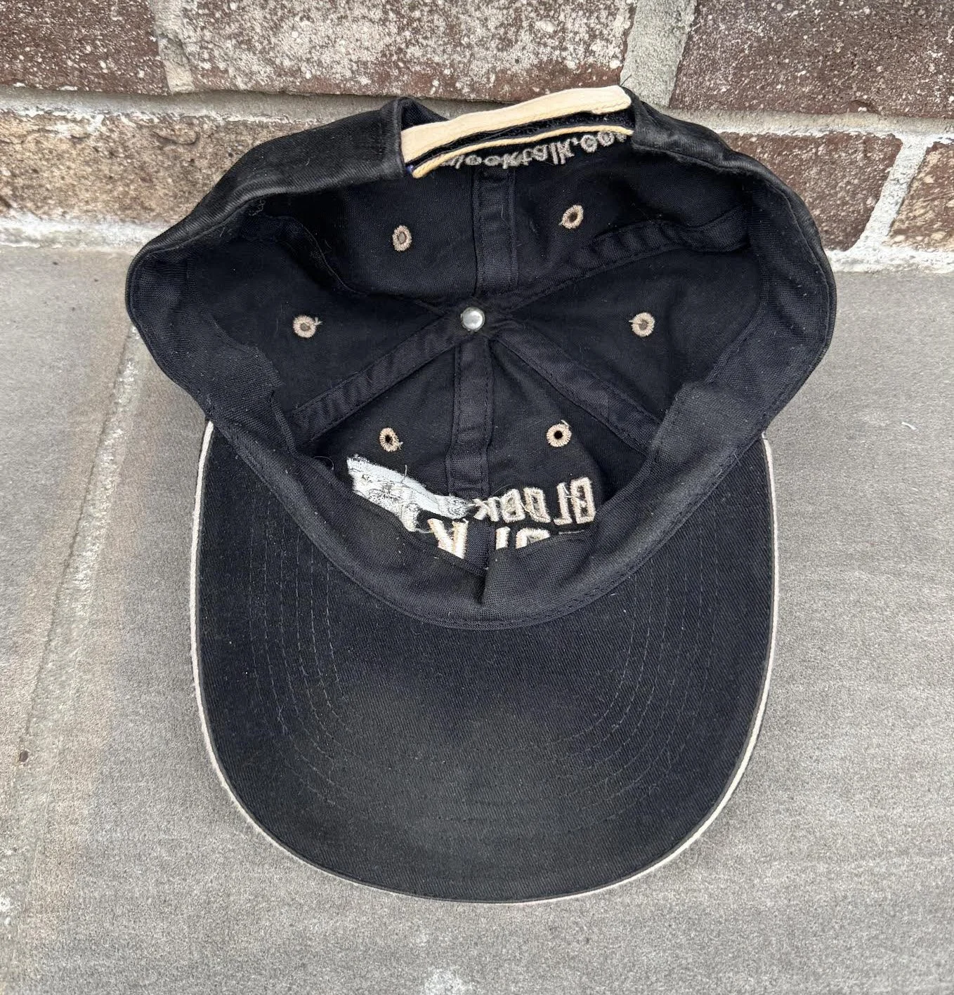 inside of Glock talk hat.jpg