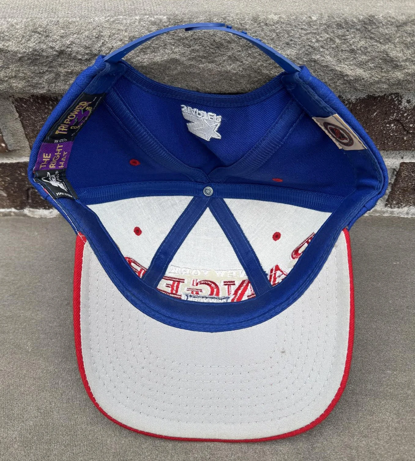 inside of rangers hat starter.jpg