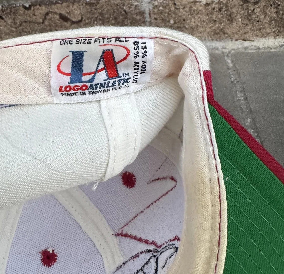 Logo Athletic tag 90s.jpg