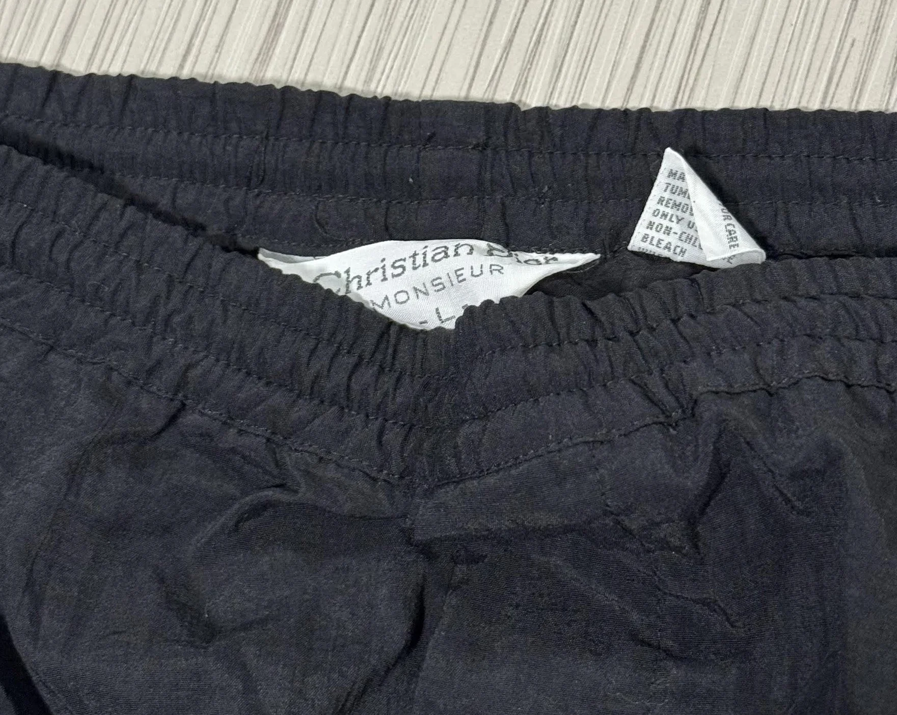 Size L Dior 90s tag.jpg