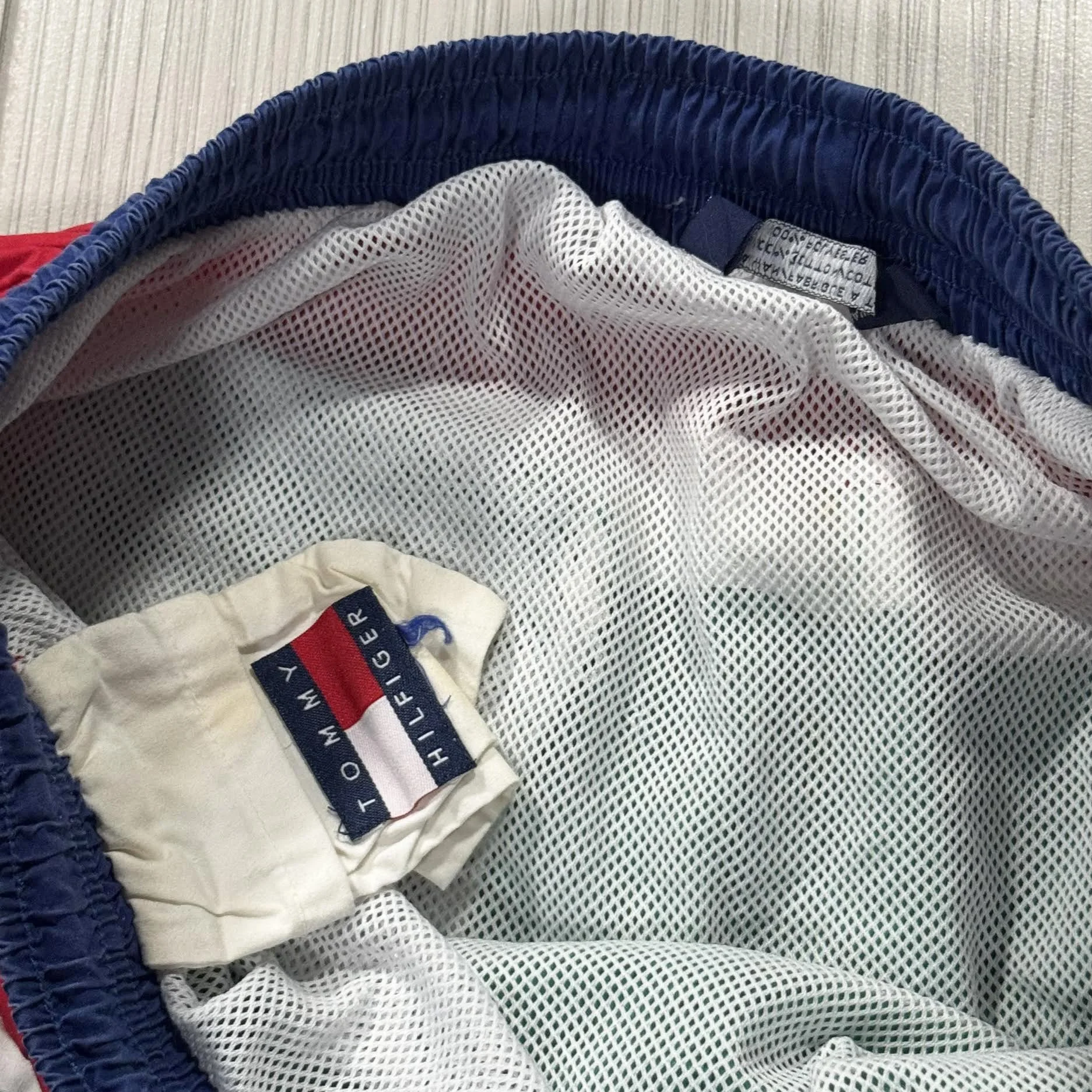 90s Hilfiger tag.jpg