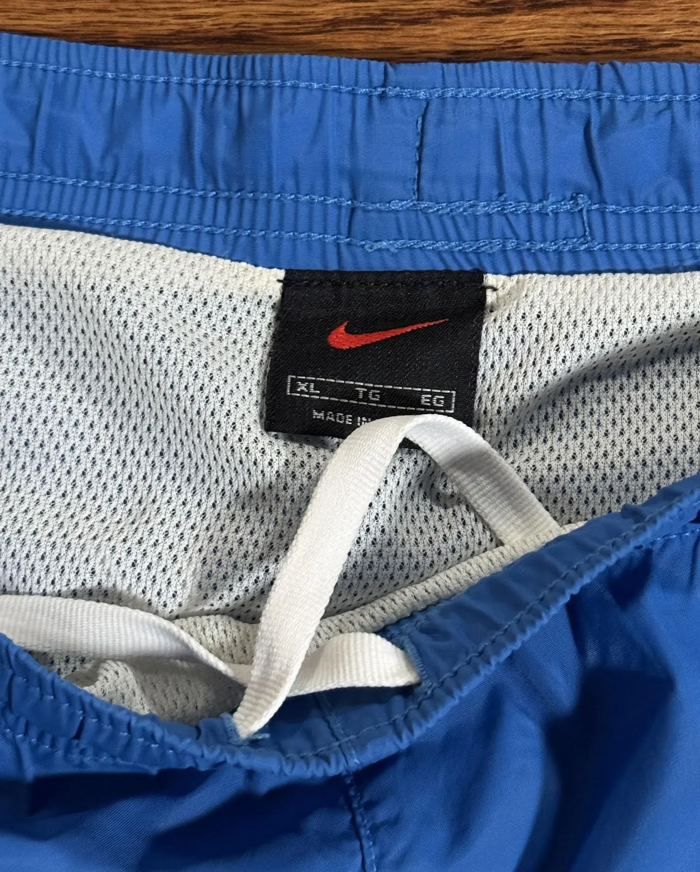 90s Nike Black tag.jpg