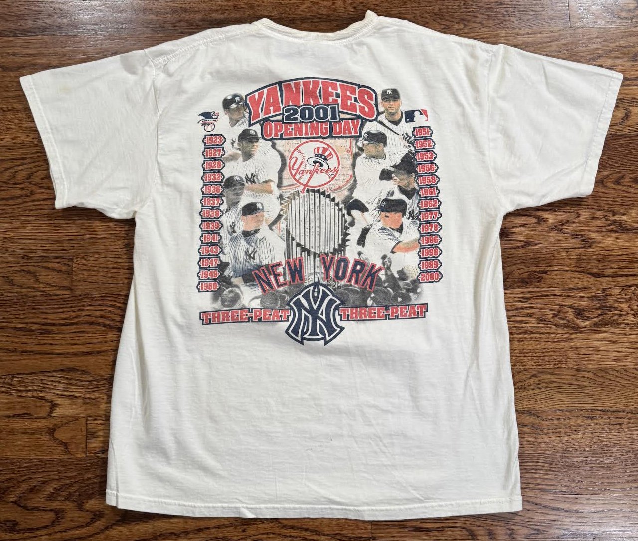 2001 Yankes Opening Day Bootleg t shirt .jpg