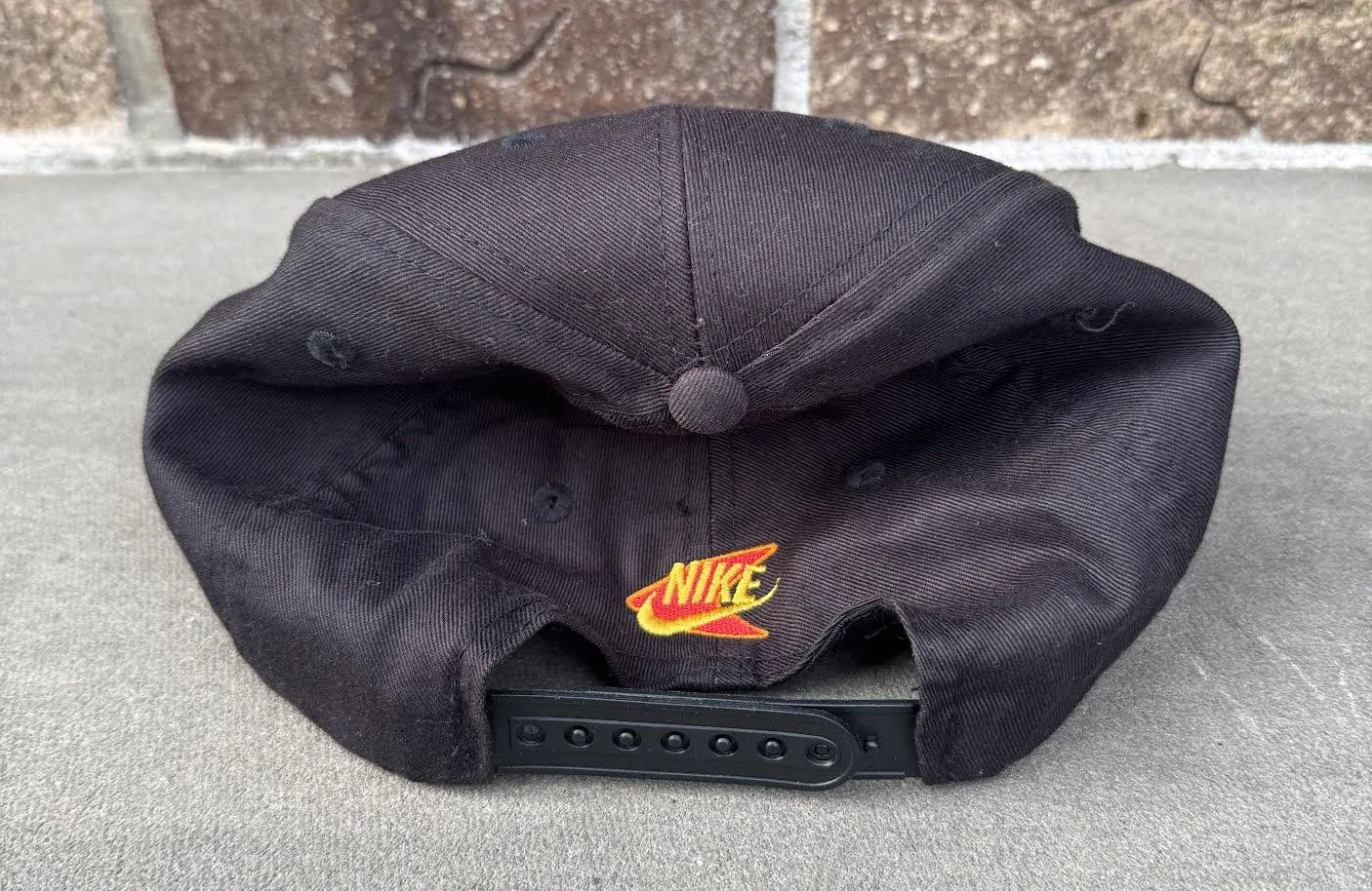 back of Nike Jordan cap .jpg