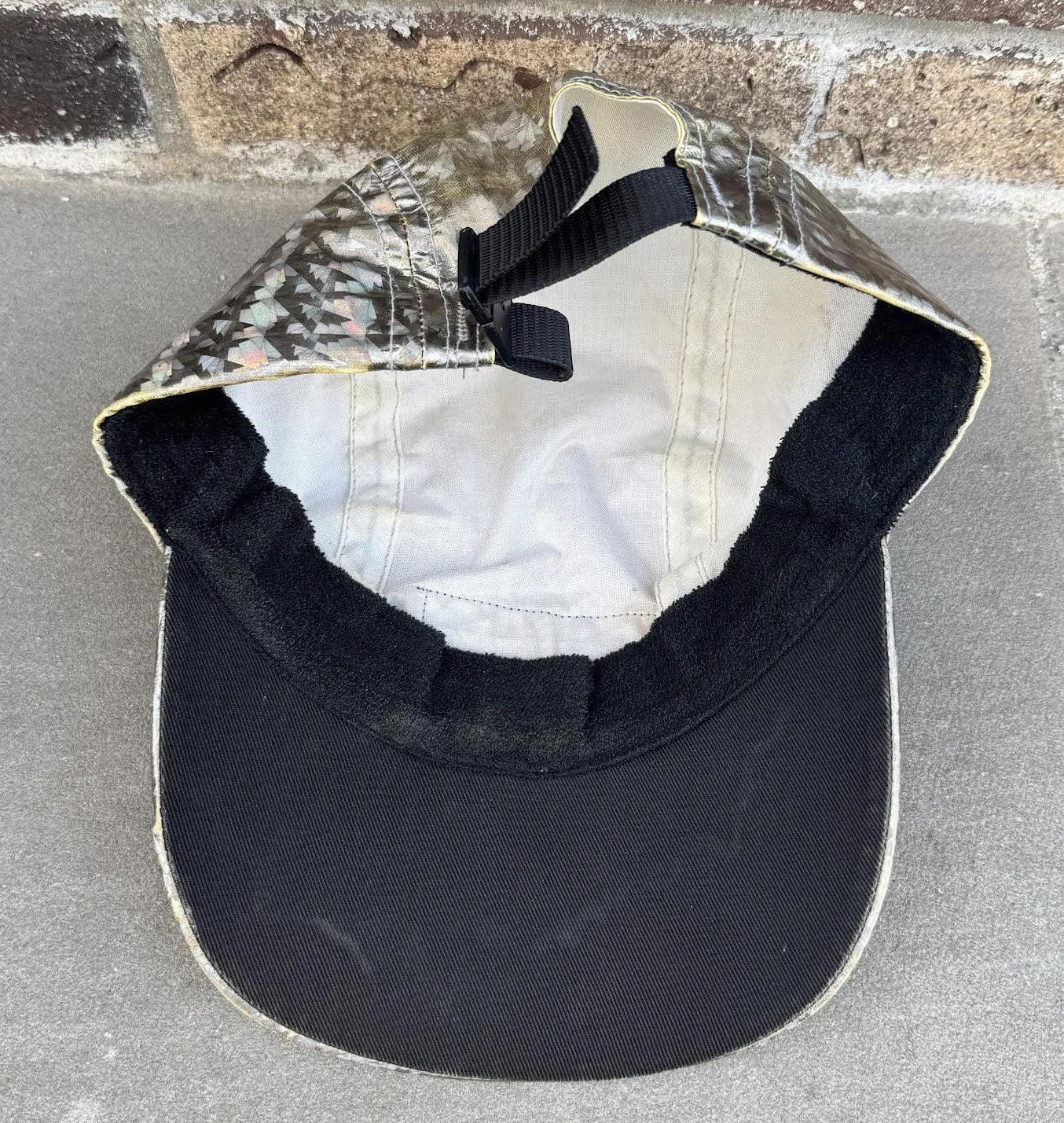 Inside of Tommy Cap .jpg