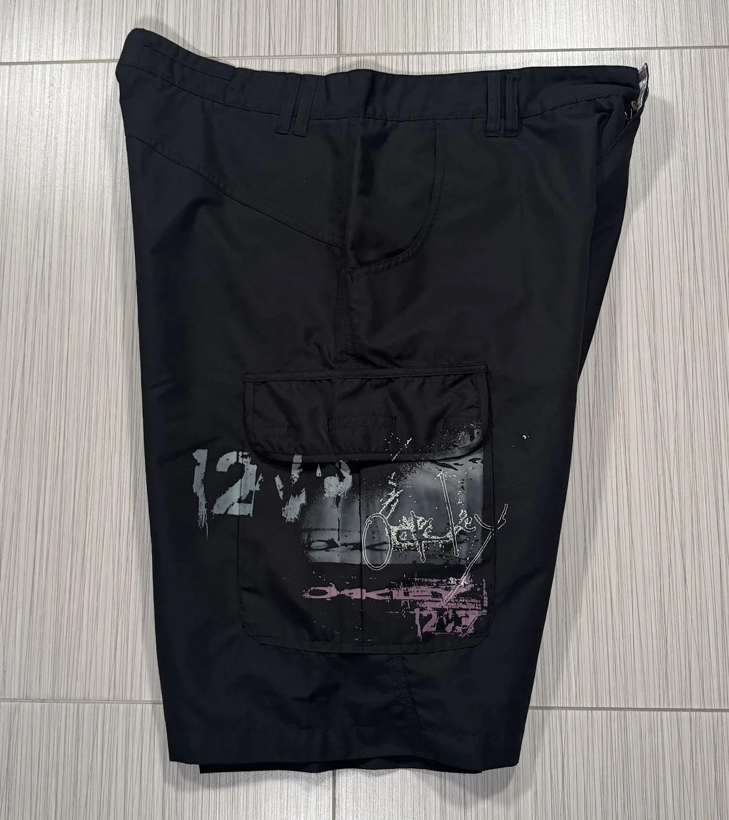 Oakley Cargo Pocket.jpg