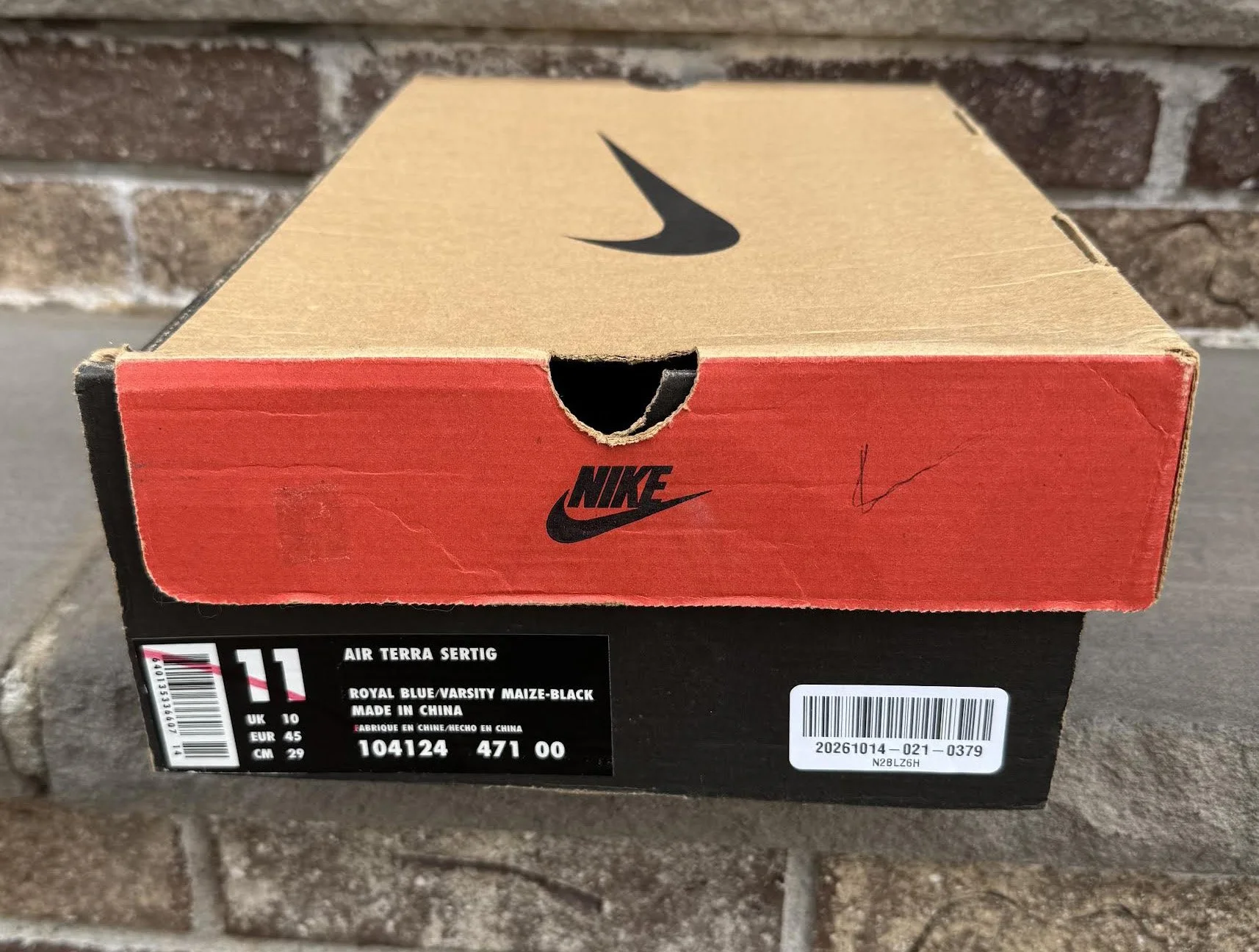 Nike Air Terra Sertig Box.jpg