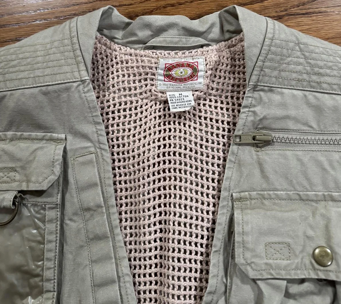 Banana Republic 80s tag.jpg