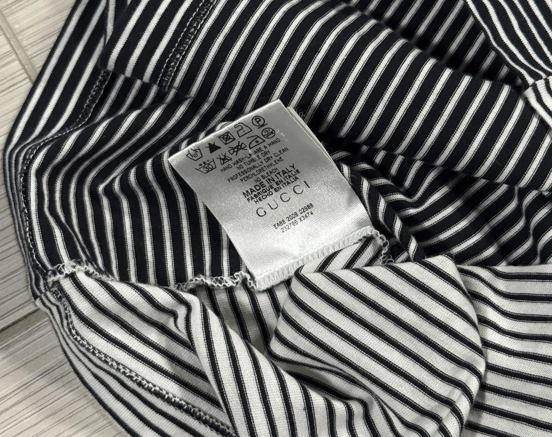 authentic Gucci Tag.jpg