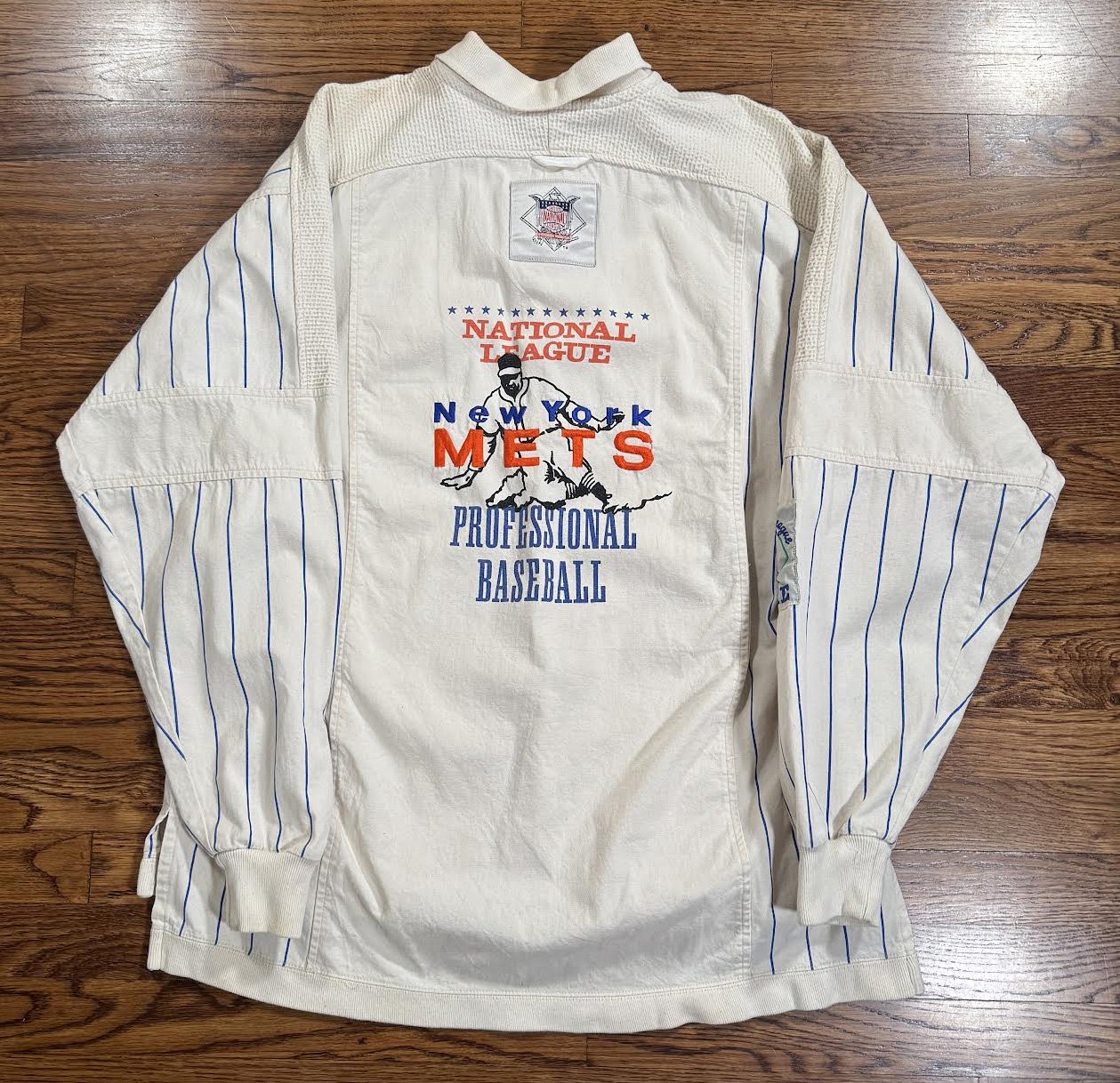 back of Mets Long Sleeve vtg Nike top.jpg