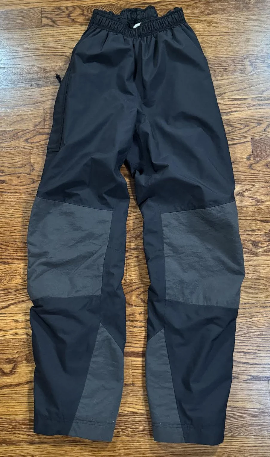 90s Front of Nike ACG pants .jpg
