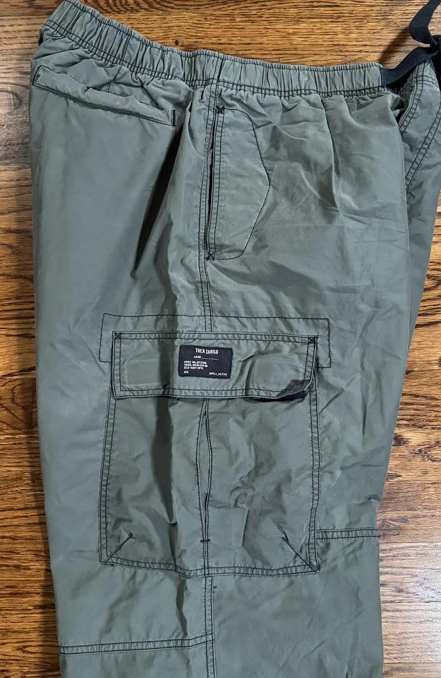 Old Navy Cargo Pocket.jpg