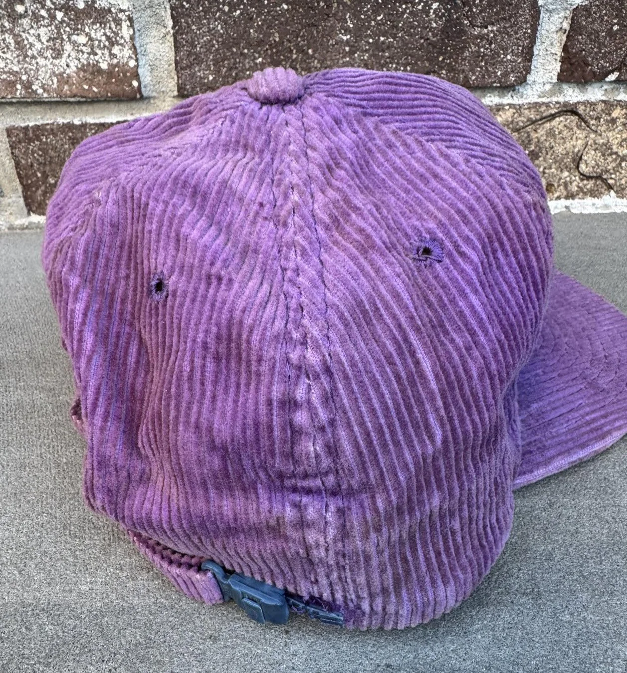 side of Vikings Hat.jpg