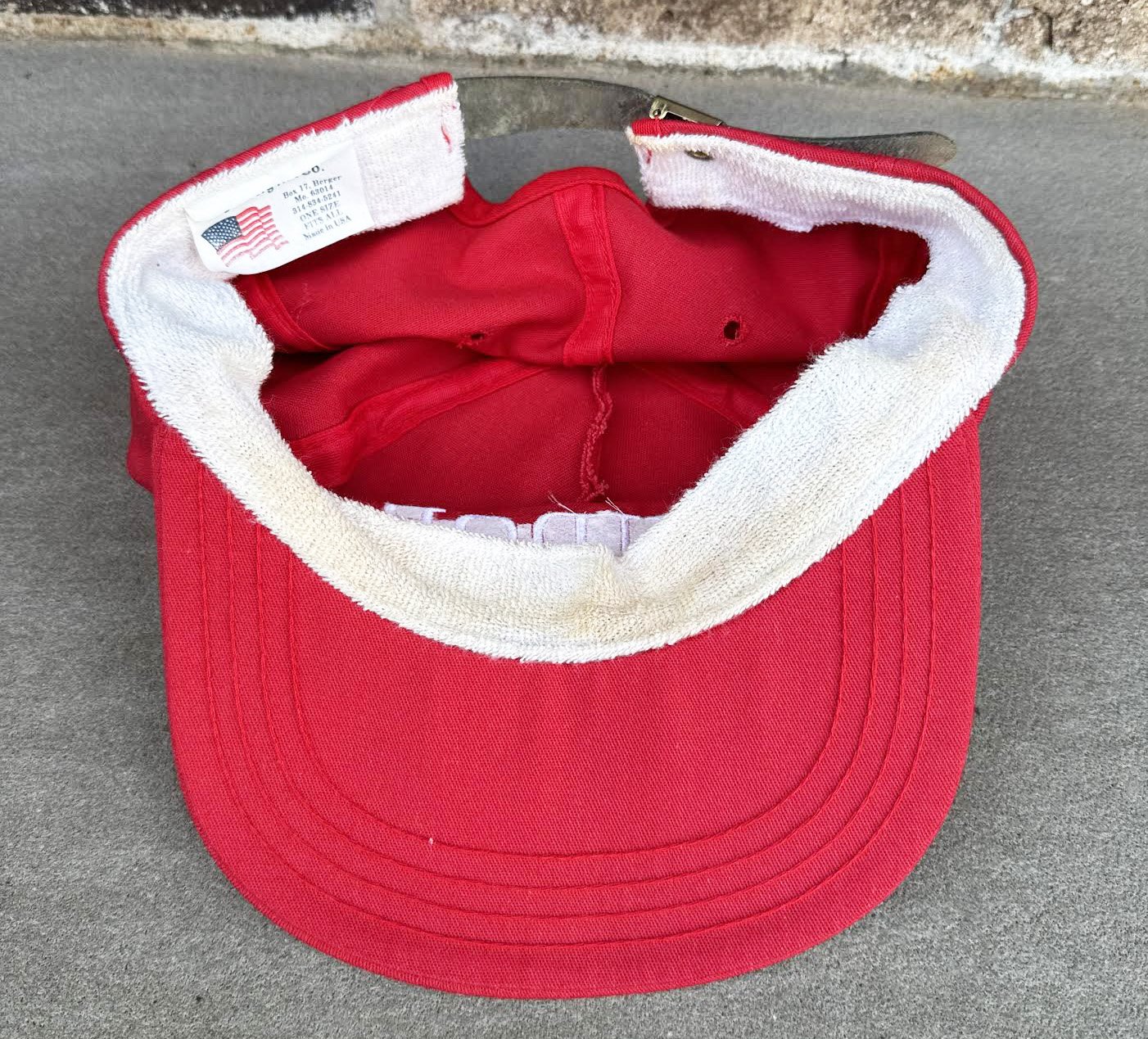 inside of Red Tudor hat.jpg