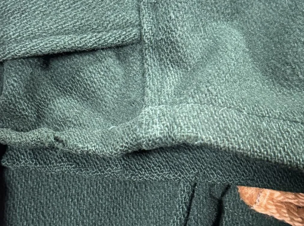 minor hole on wool .jpg