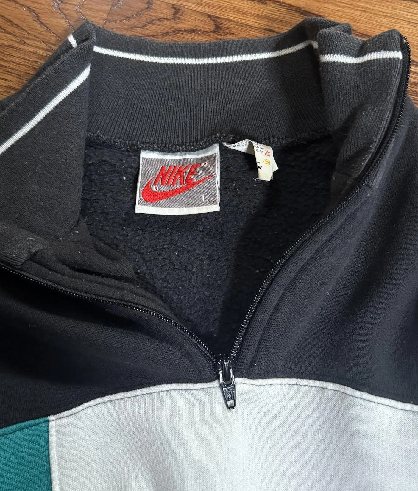 Nike Grey tag.jpg