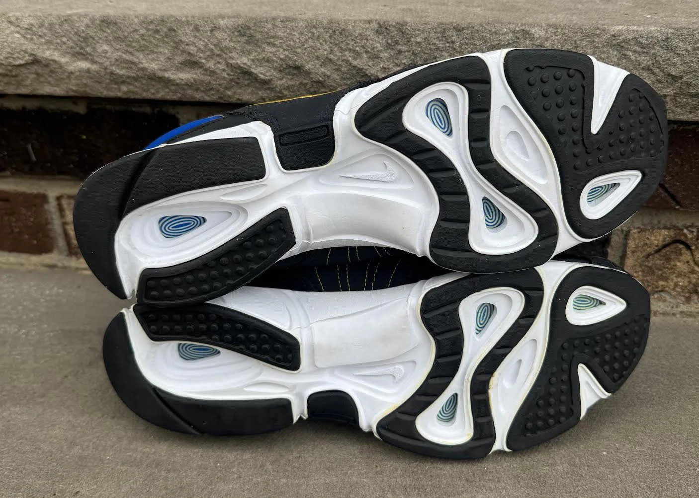 bottom of Nike Recoupe .jpg