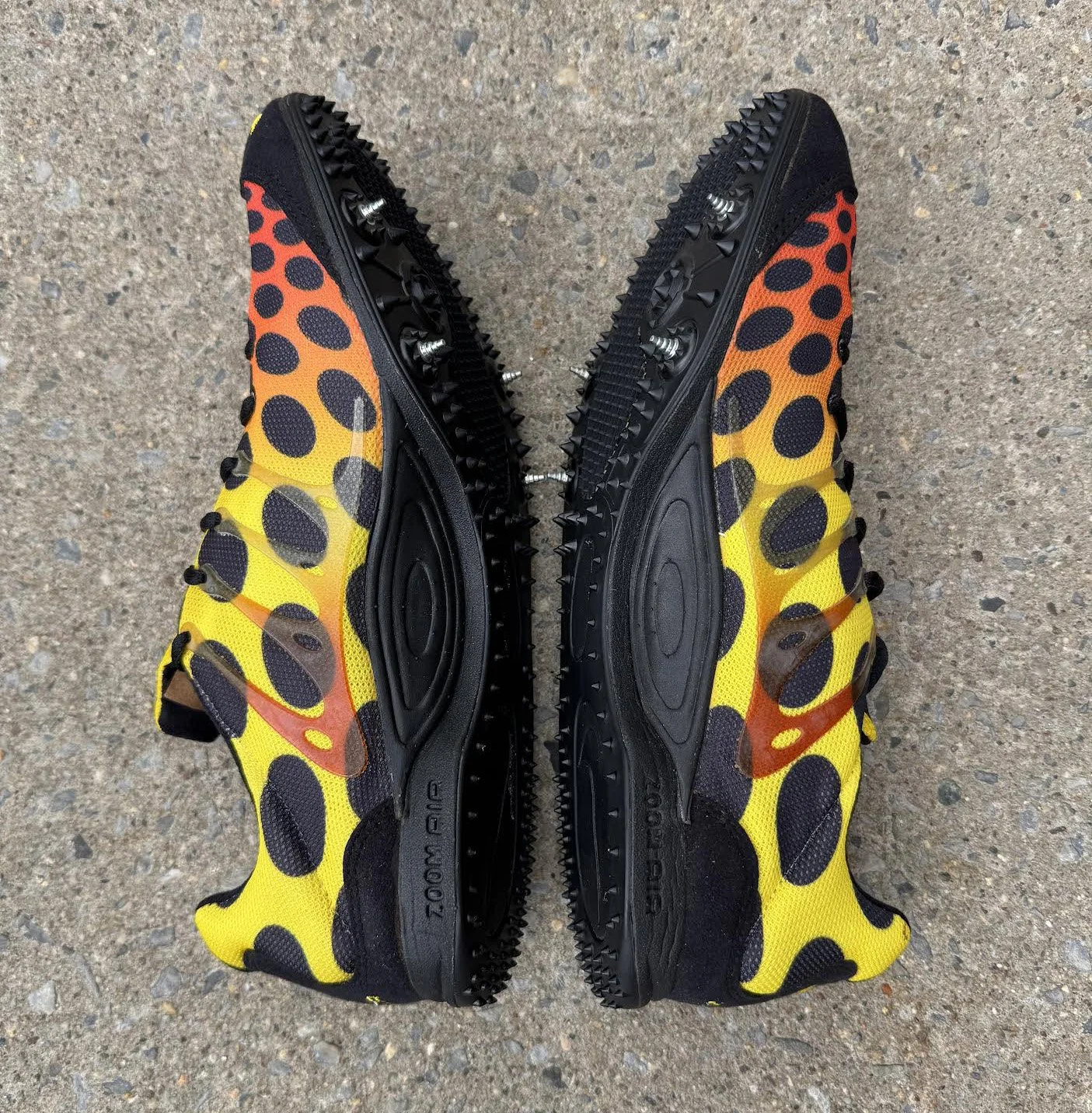 side of Nike Zoom Ventulus Black : Lightning College Orange 2.jpg