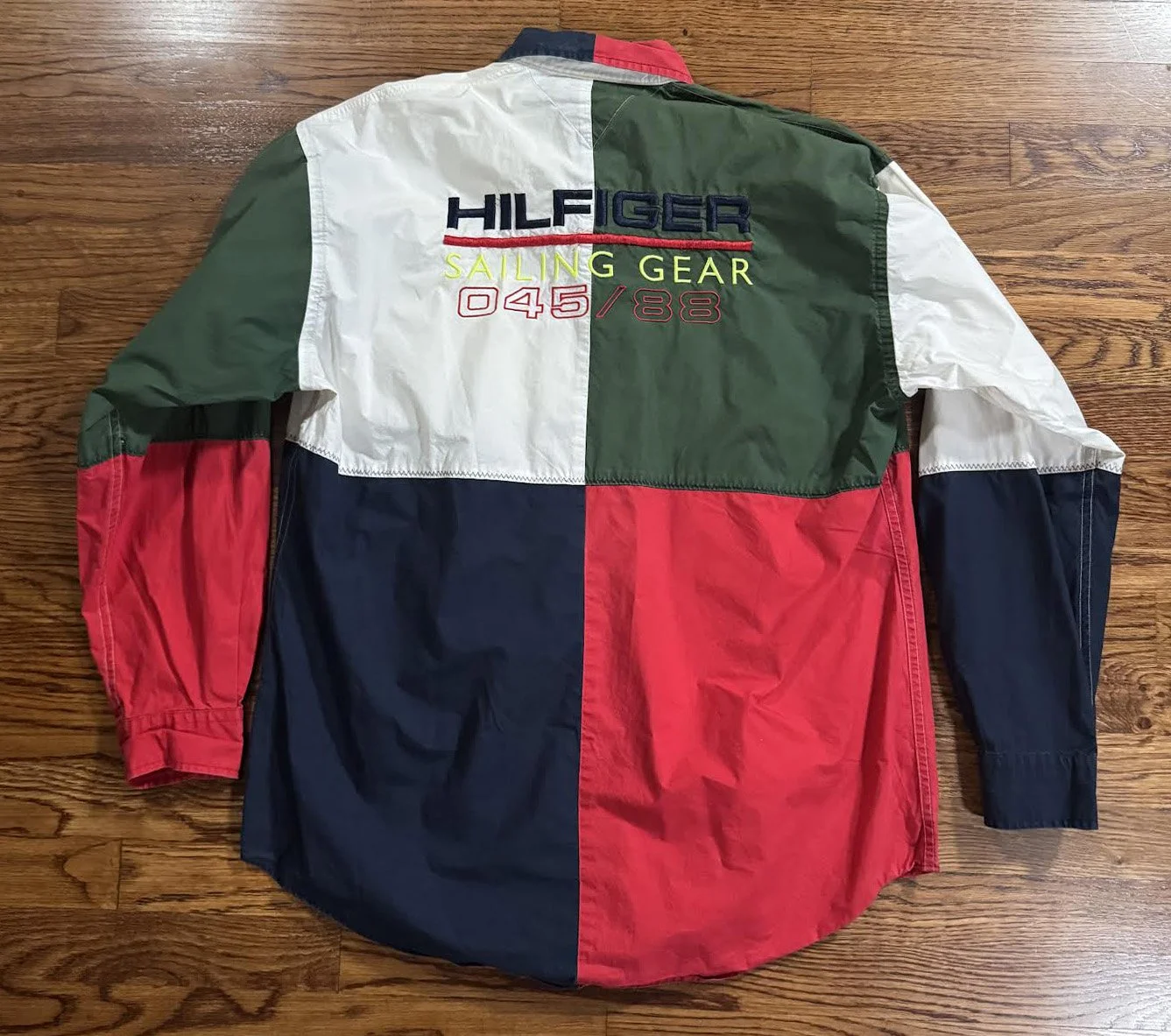 back of saling gear shirt .jpg