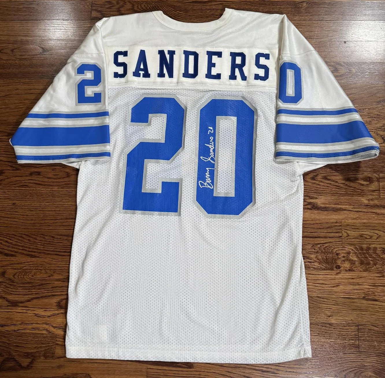 back of Barry Sanders Authentic Auto Jersey .jpg