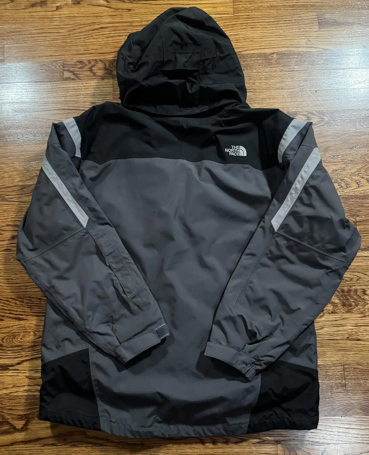 back of TNF jacket.jpg