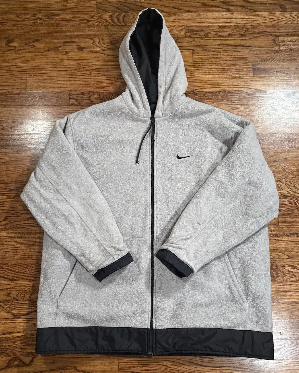 nike hooded jacket .jpg