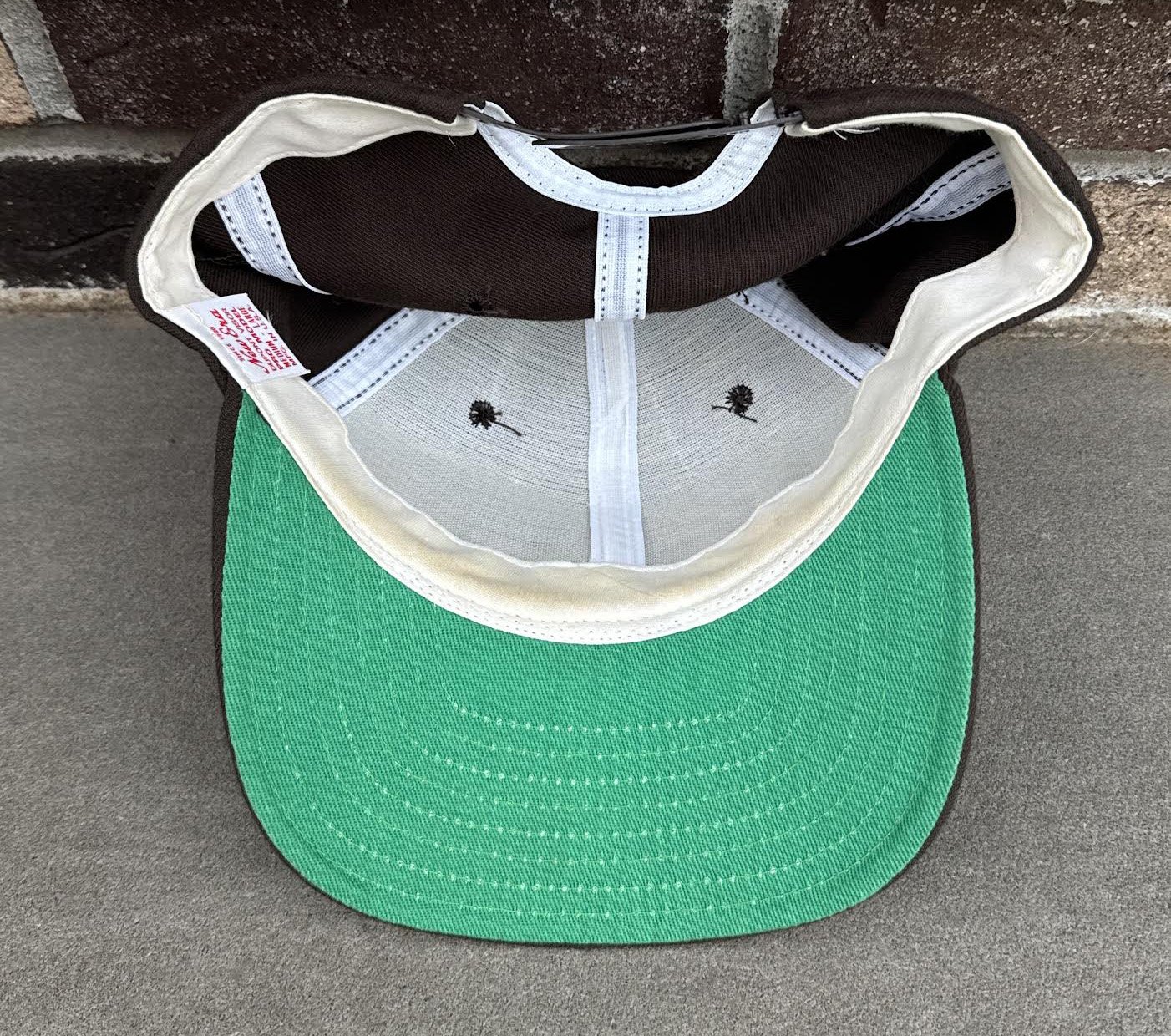 Inside of Browns New Era vtg hat.jpg